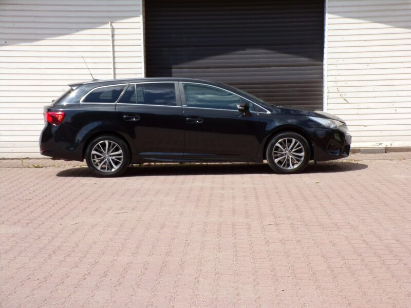 Toyota Avensis BI LED /Edition S /Navi /2,0 /143KM /2017 III (2009-)