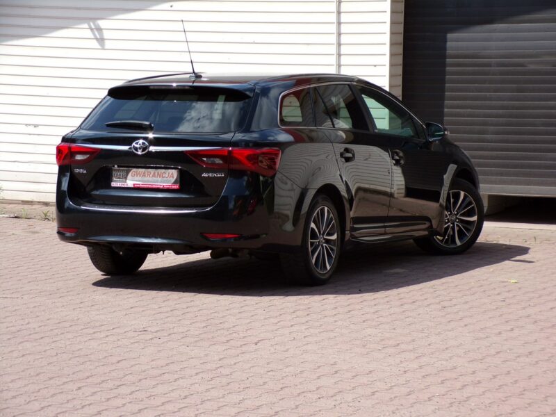 Toyota Avensis BI LED /Edition S /Navi /2,0 /143KM /2017 III (2009-)