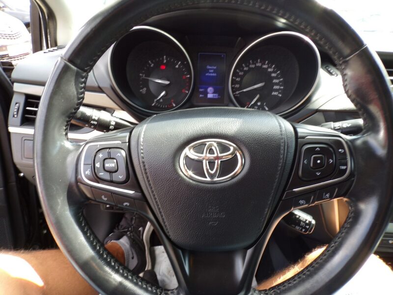 Toyota Avensis BI LED /Edition S /Navi /2,0 /143KM /2017 III (2009-)