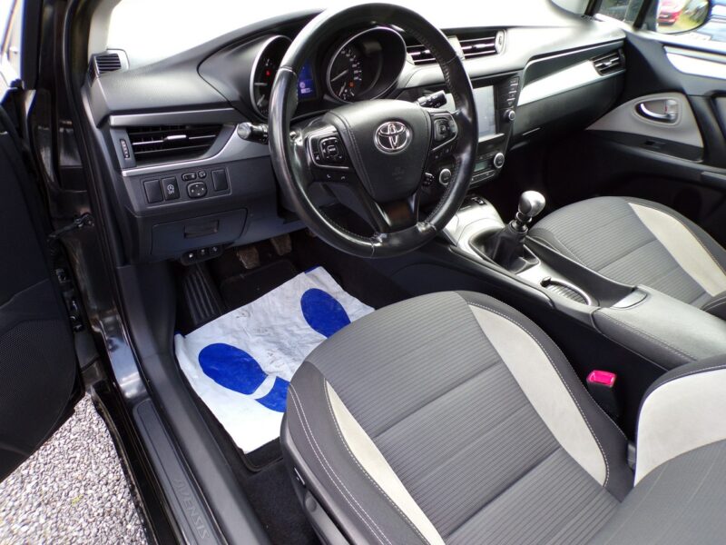 Toyota Avensis BI LED /Edition S /Navi /2,0 /143KM /2017 III (2009-)