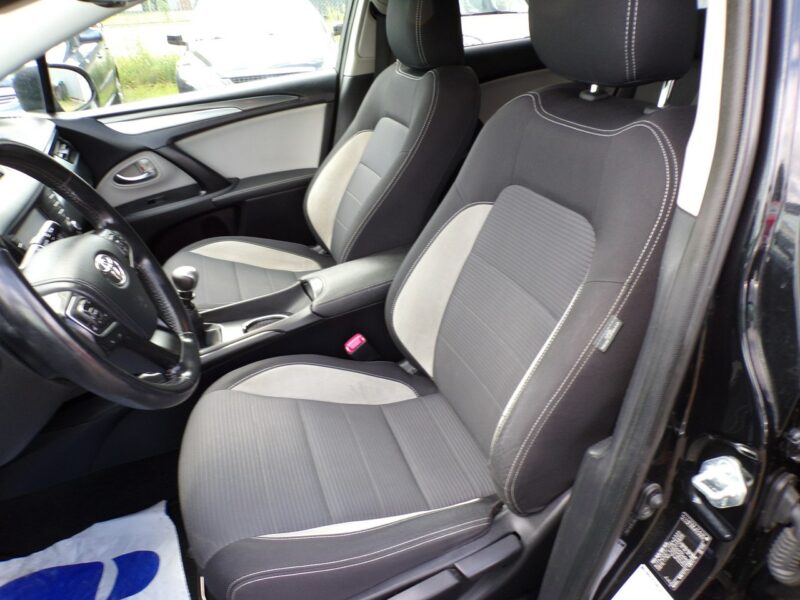 Toyota Avensis BI LED /Edition S /Navi /2,0 /143KM /2017 III (2009-)
