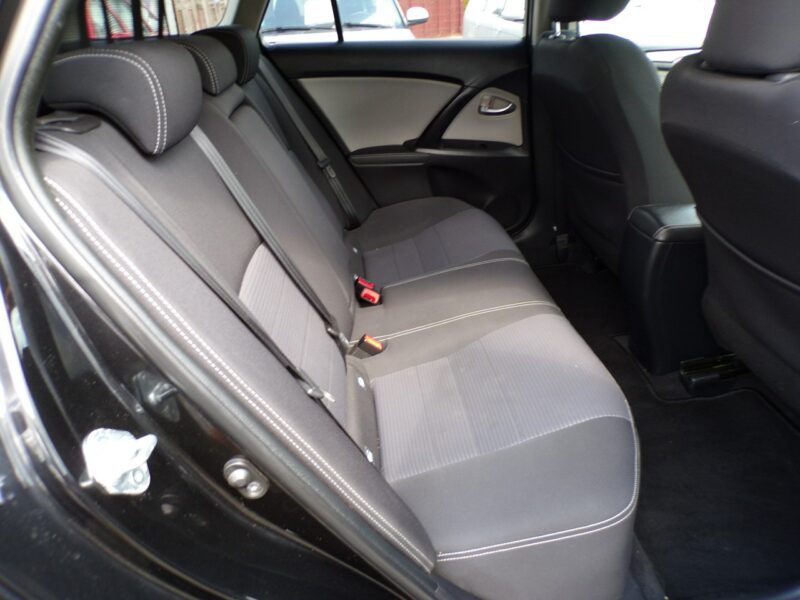 Toyota Avensis BI LED /Edition S /Navi /2,0 /143KM /2017 III (2009-)