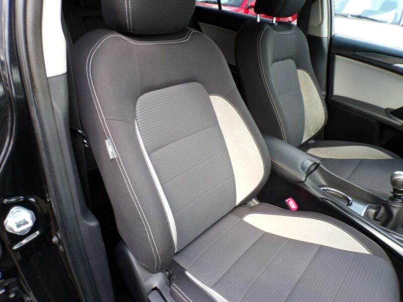 Toyota Avensis BI LED /Edition S /Navi /2,0 /143KM /2017 III (2009-)