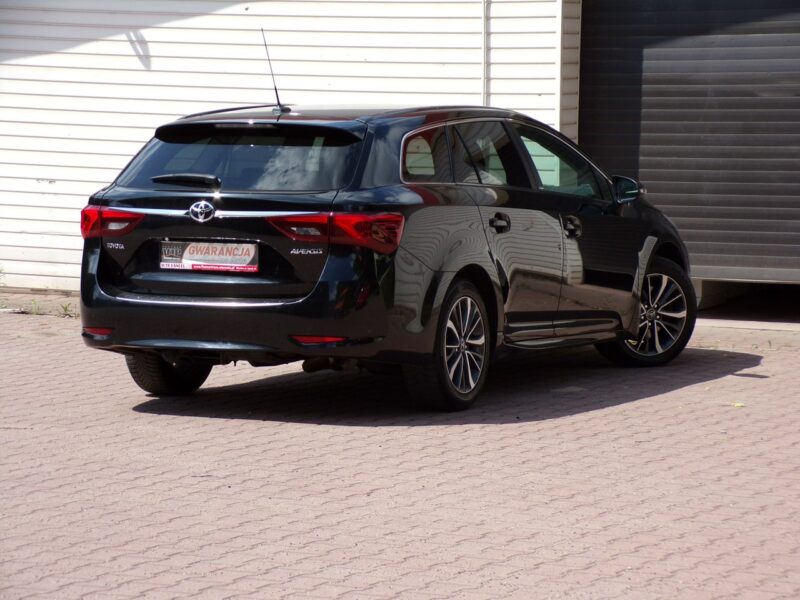 Toyota Avensis BI LED /Edition S /Navi /2,0 /143KM /2017 III (2009-)