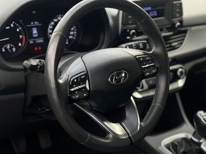 Hyundai i30 Salon Polska Poleasingowy I właściciel Serwis ASO VAT 23% Bezwypadkowy III (2017-)