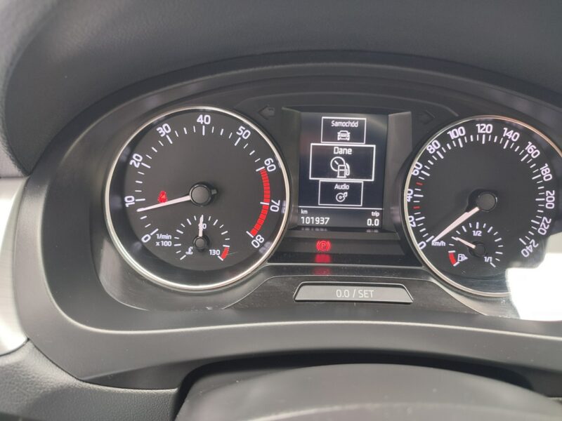 Škoda RAPID I właściciel bezwypadkowy serwis klimatronik Gwarancja