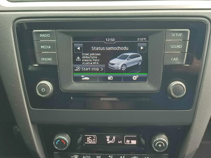Škoda RAPID I właściciel bezwypadkowy serwis klimatronik Gwarancja
