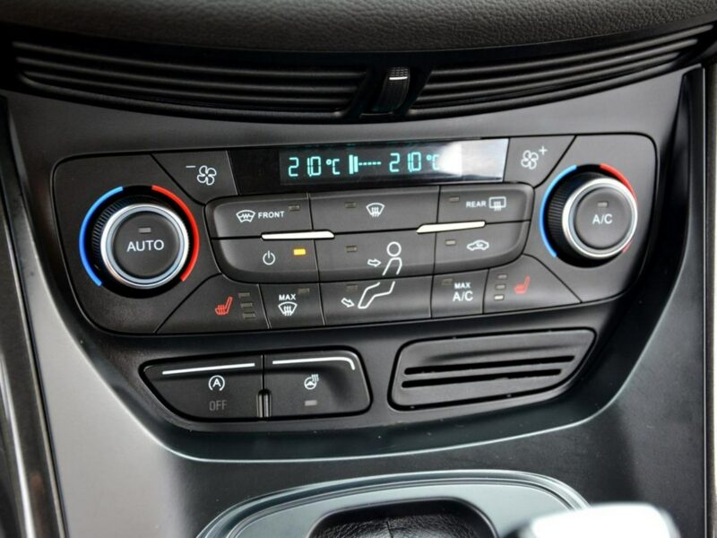 Ford Kuga Titanium 4WD pół-Skóry Ledy Navi Park-assist ASO II (2012-)