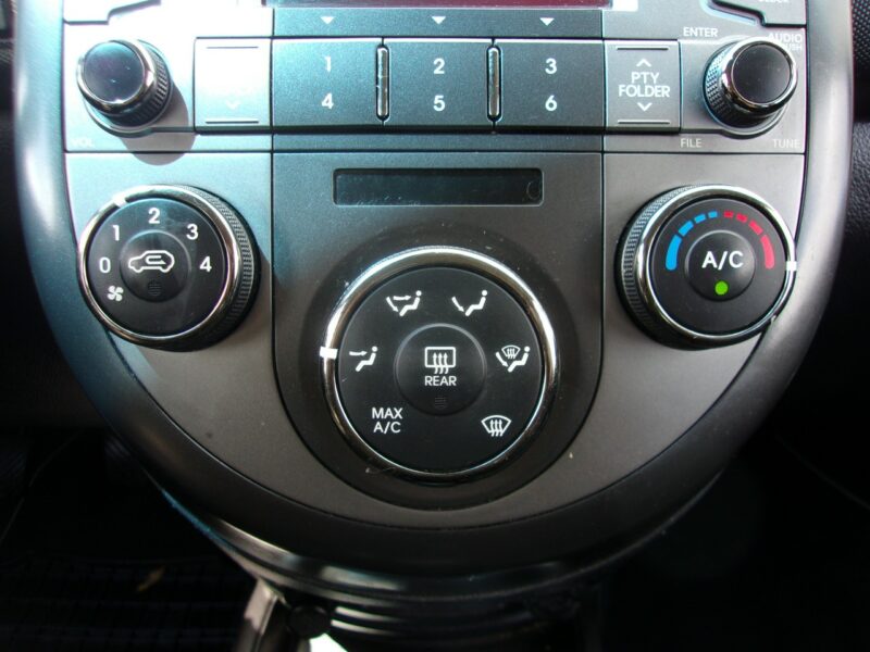 Kia Soul Klimatyzacja, Ele szyby 4x, Ele lusterka, Niski przebieg, Dwa kpl. kół I (2009-2014)