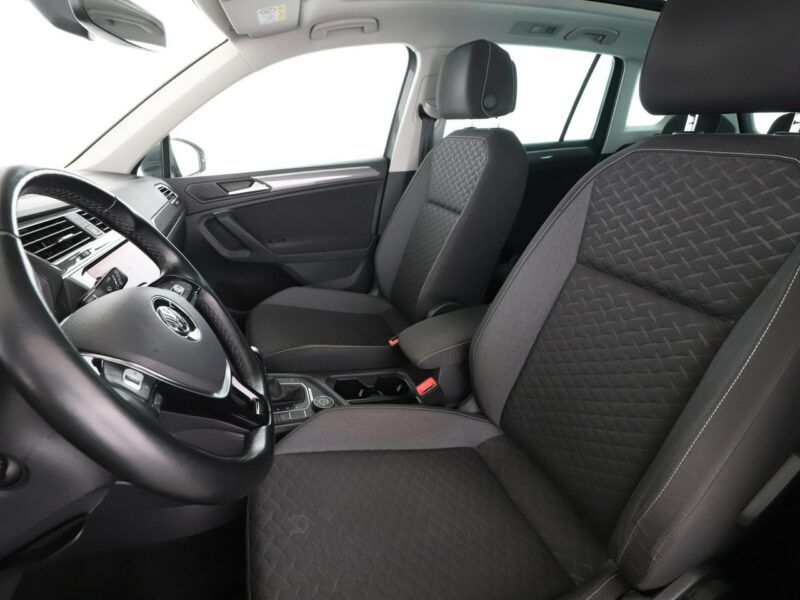 Volkswagen Tiguan 4x4 DSG full LED navi klima auto kamery panorama II (2016-2024)