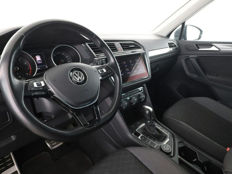 Volkswagen Tiguan 4x4 DSG full LED navi klima auto kamery panorama II (2016-2024)