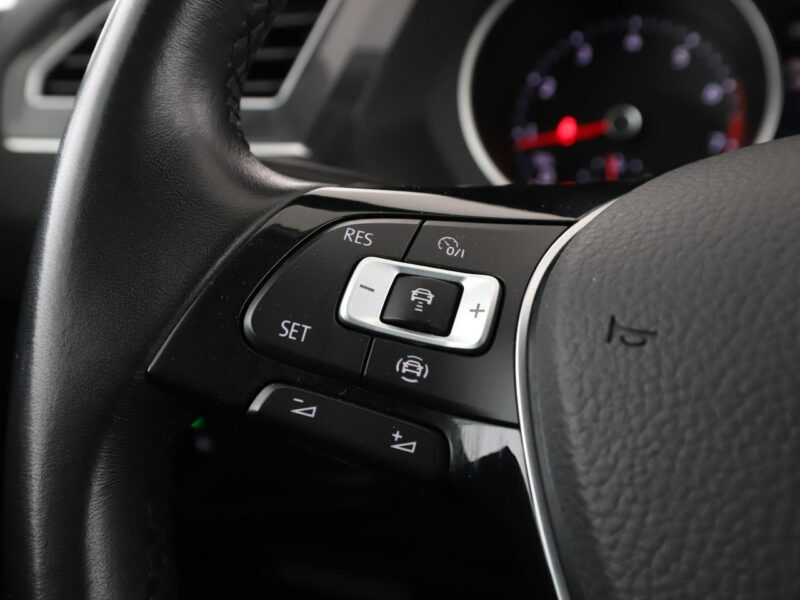 Volkswagen Tiguan 4x4 DSG full LED navi klima auto kamery panorama II (2016-2024)
