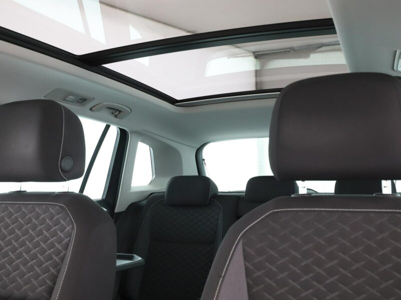 Volkswagen Tiguan 4x4 DSG full LED navi klima auto kamery panorama II (2016-2024)