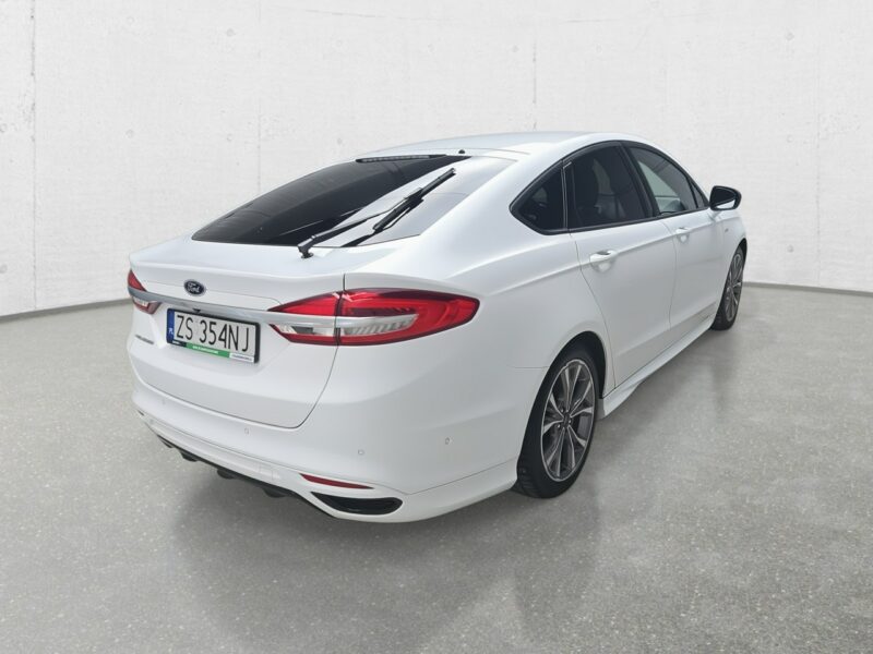 Ford Mondeo Mk5 (2014-)