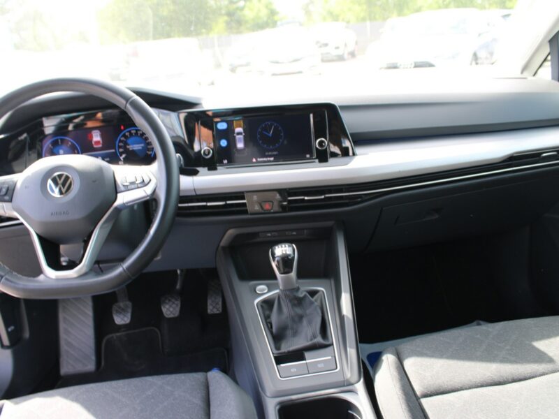 Volkswagen Golf LIFE Asystent Salon Polska Gwarancja VIII (2020-)