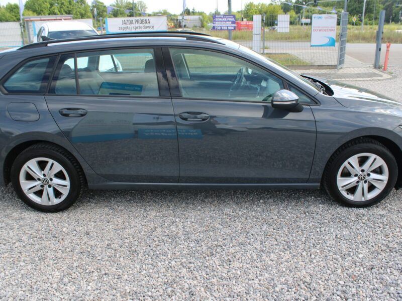 Volkswagen Golf LIFE Asystent Salon Polska Gwarancja VIII (2020-)