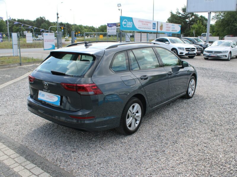 Volkswagen Golf LIFE Asystent Salon Polska Gwarancja VIII (2020-)