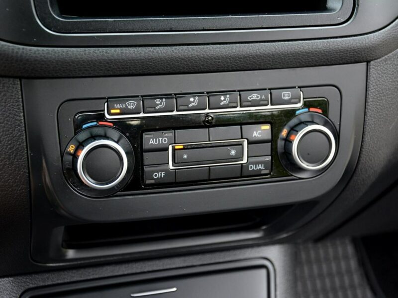 Volkswagen Golf Plus 1.6MPI(102KM)*Przebieg 138 tys Lift Alu 16 Właściciel ideał II (2009-)