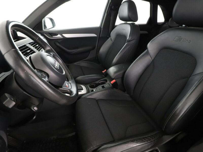 Audi Q3 4x4 S-Tronic S-Line, skóra/alcantara xenon grzane fotele I (2011-2018)