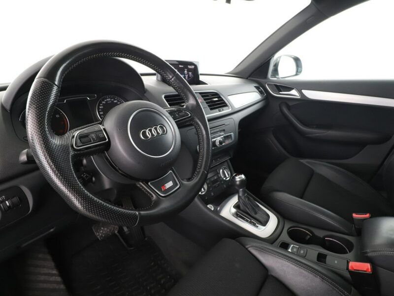 Audi Q3 4x4 S-Tronic S-Line, skóra/alcantara xenon grzane fotele I (2011-2018)