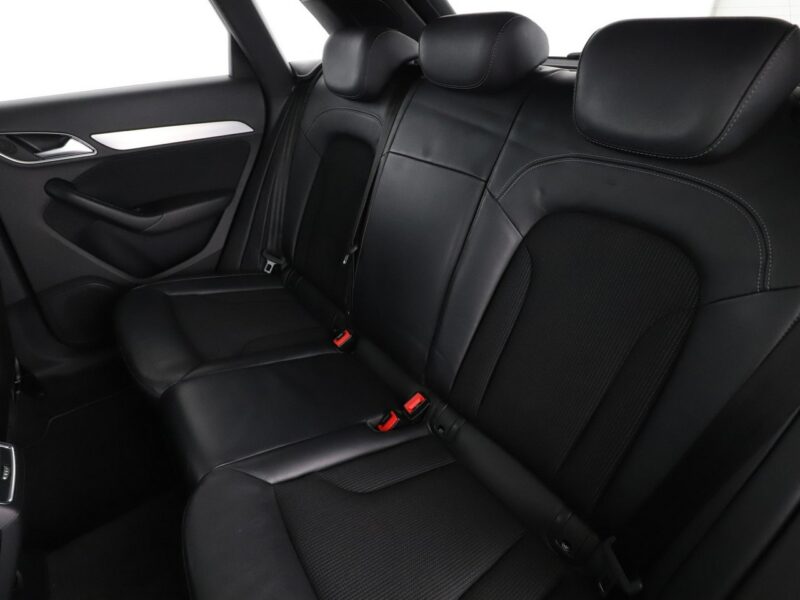 Audi Q3 4x4 S-Tronic S-Line, skóra/alcantara xenon grzane fotele I (2011-2018)