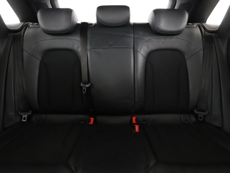 Audi Q3 4x4 S-Tronic S-Line, skóra/alcantara xenon grzane fotele I (2011-2018)