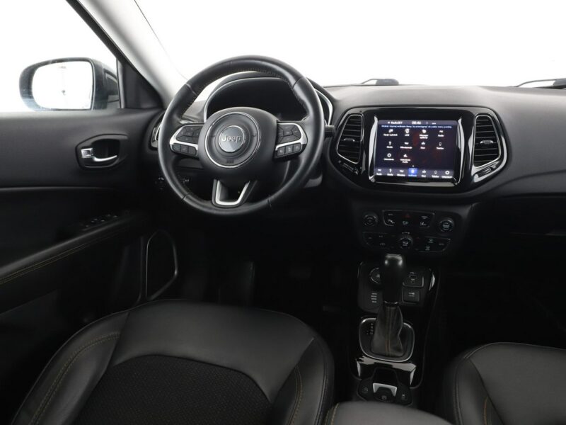 Jeep Compass 4x4 automat bi-xenon półskóra navi kamera i czujniki parkowania II (2016-)