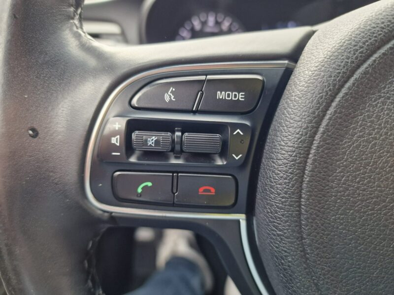 Kia Optima 2.4 Benzyna 188 KM, Automat, Kamera Cofania, Bluetooth, LED, ALU,Klima IV (2015-2020)