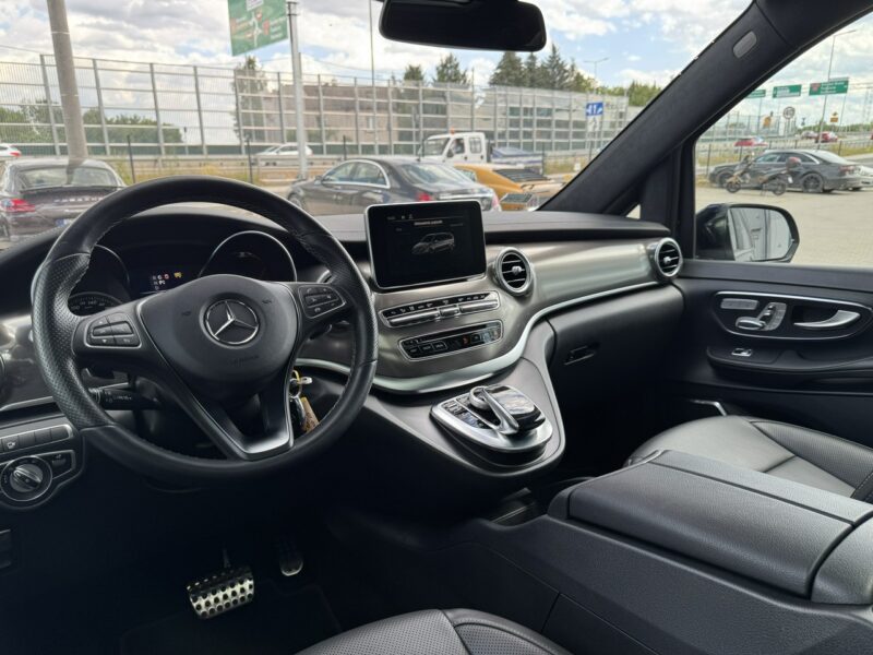 Mercedes V 250 4Matic Exclusive. Niemal pełne wyposażenie. Salon Polska. 1 wł. 7 os. II (2014-)