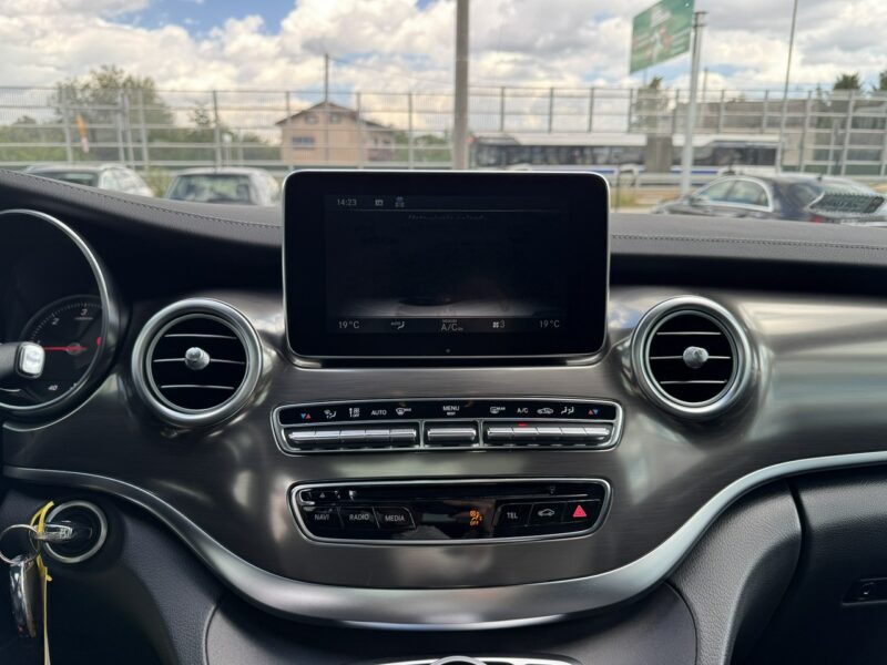 Mercedes V 250 4Matic Exclusive. Niemal pełne wyposażenie. Salon Polska. 1 wł. 7 os. II (2014-)