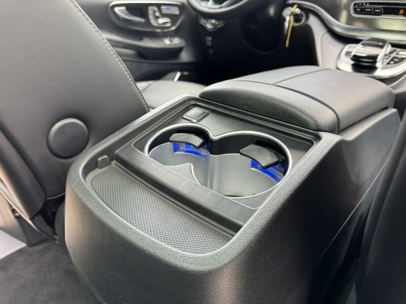 Mercedes V 250 4Matic Exclusive. Niemal pełne wyposażenie. Salon Polska. 1 wł. 7 os. II (2014-)