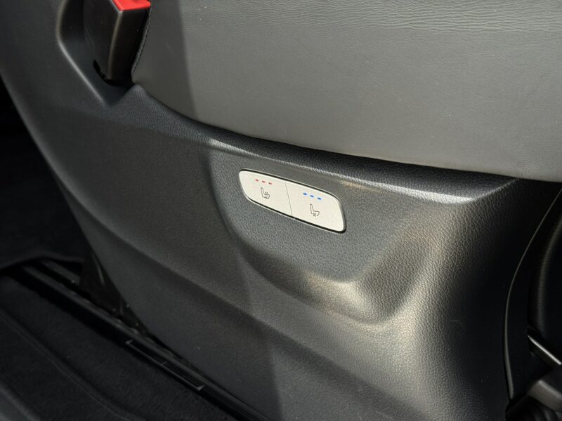 Mercedes V 250 4Matic Exclusive. Niemal pełne wyposażenie. Salon Polska. 1 wł. 7 os. II (2014-)