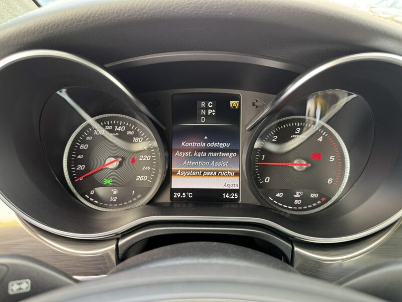 Mercedes V 250 4Matic Exclusive. Niemal pełne wyposażenie. Salon Polska. 1 wł. 7 os. II (2014-)