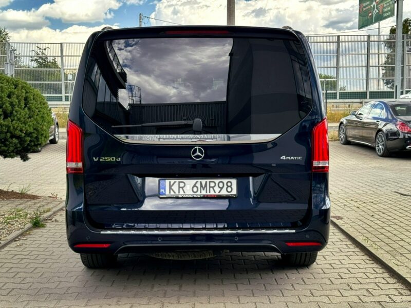 Mercedes V 250 4Matic Exclusive. Niemal pełne wyposażenie. Salon Polska. 1 wł. 7 os. II (2014-)