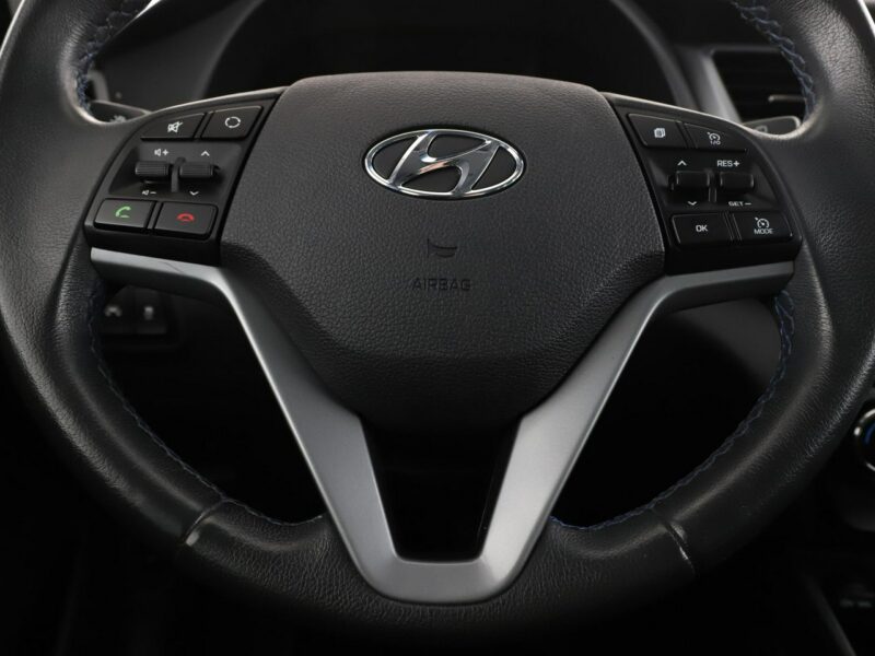 Hyundai Tucson navi grzane fotele klima-auto kamera Bluetooth III (2015-2020)