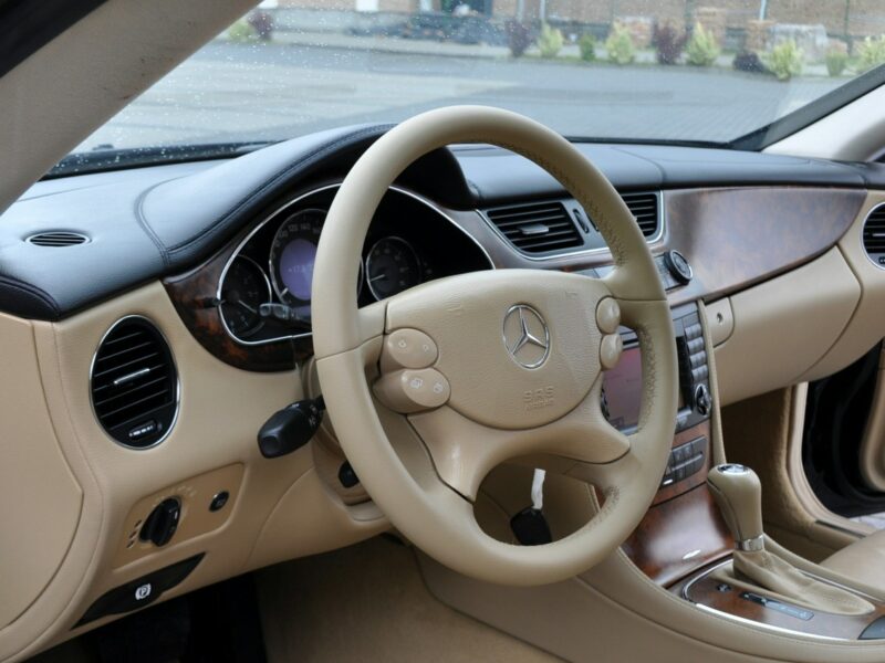 Mercedes CLS 350 3.5i(272KM)*Avantgarde*Xenon*Duża Navi*Skóry*El.Fotele*Alu18"Full C219 (2004-2010)
