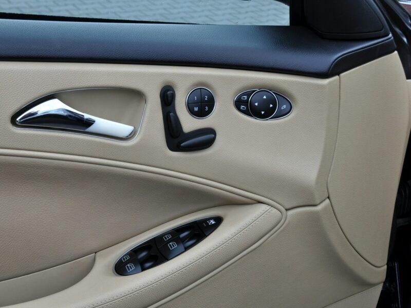 Mercedes CLS 350 3.5i(272KM)*Avantgarde*Xenon*Duża Navi*Skóry*El.Fotele*Alu18"Full C219 (2004-2010)