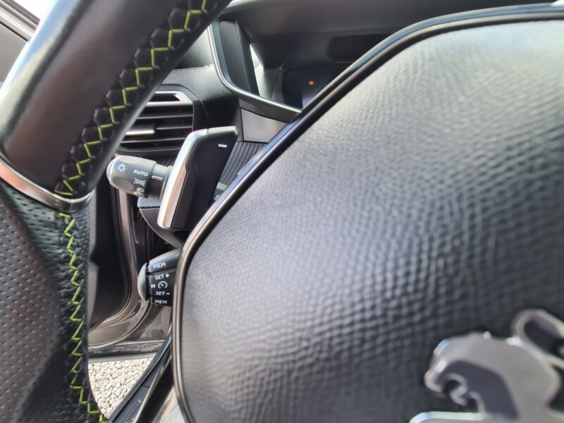 Peugeot 2008 GT Navi Kamera 2xPDC Full Led Półskóry Wolne Ręce Asystent Radar Alu II (2019-)