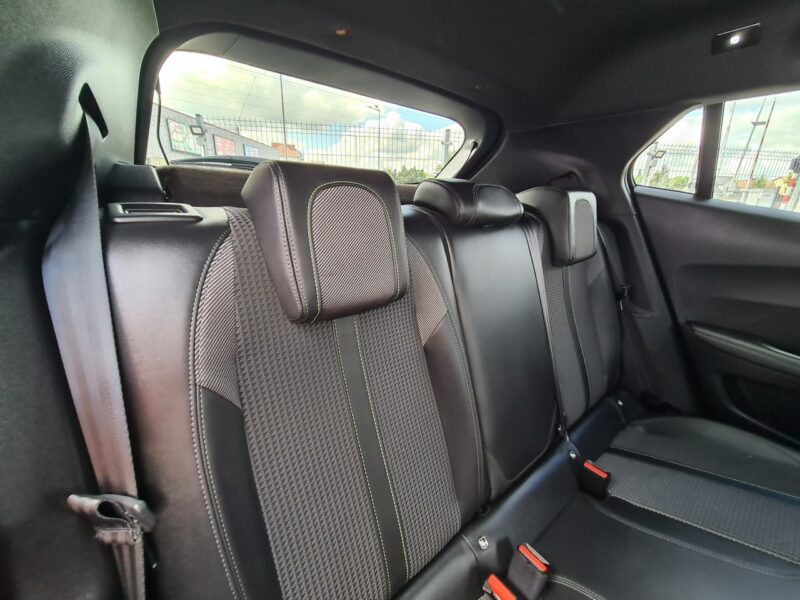 Peugeot 2008 GT Navi Kamera 2xPDC Full Led Półskóry Wolne Ręce Asystent Radar Alu II (2019-)