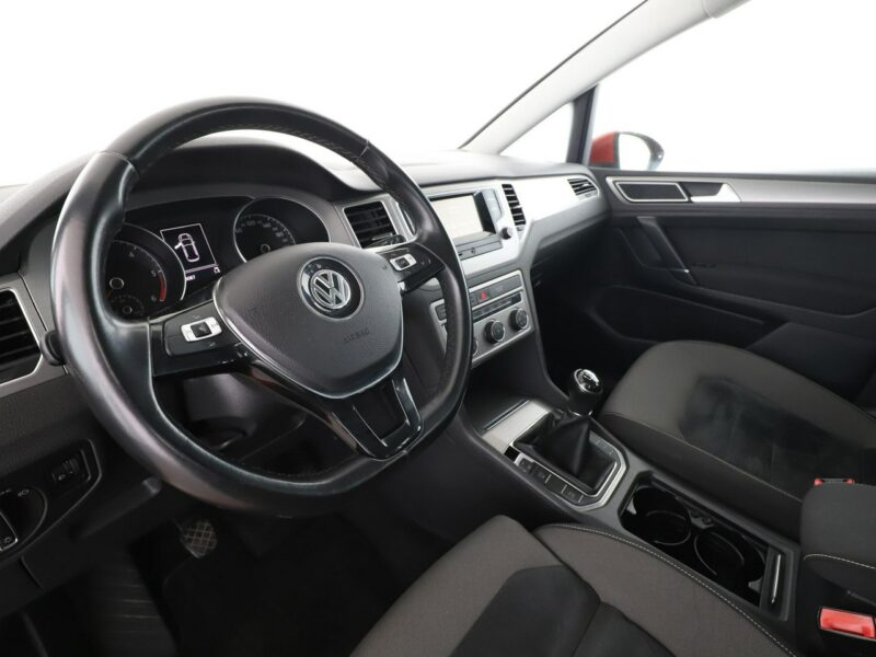 Volkswagen Golf Sportsvan klimatyzacja grzane fotele panorama czujniki parkowania I (2014-)