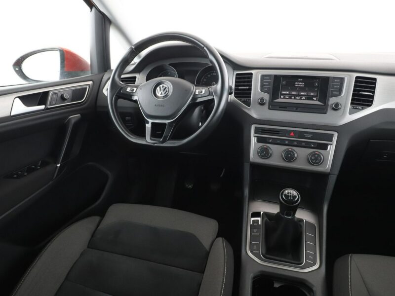 Volkswagen Golf Sportsvan klimatyzacja grzane fotele panorama czujniki parkowania I (2014-)