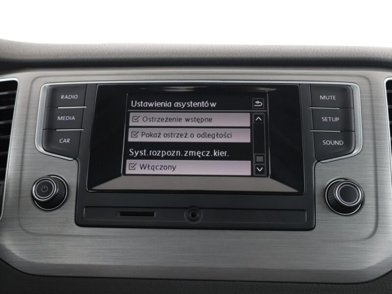 Volkswagen Golf Sportsvan klimatyzacja grzane fotele panorama czujniki parkowania I (2014-)