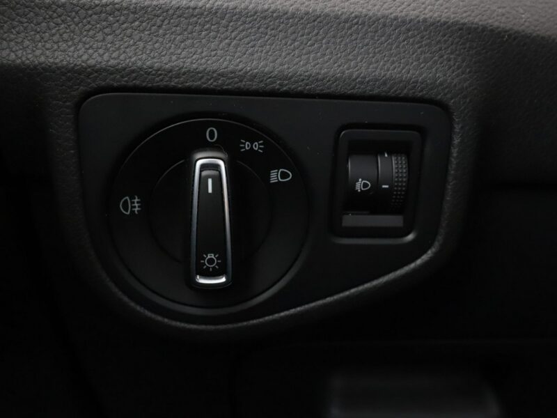 Volkswagen Golf Sportsvan klimatyzacja grzane fotele panorama czujniki parkowania I (2014-)