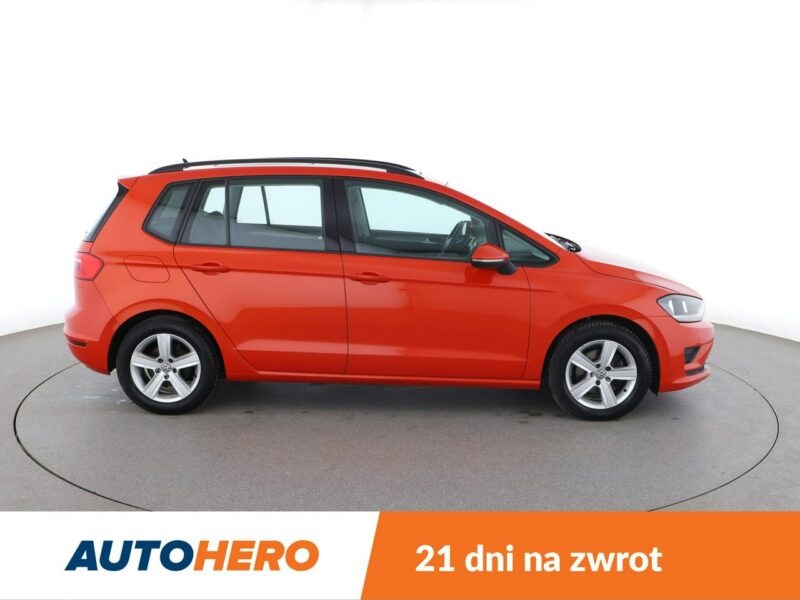 Volkswagen Golf Sportsvan klimatyzacja grzane fotele panorama czujniki parkowania I (2014-)