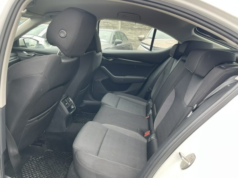 Škoda Octavia Automat Virtual cockpit Podgrzewanie TDI IV (2020-)