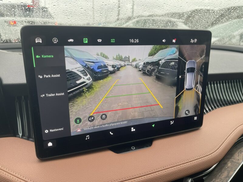 Škoda Superb 4x4 L&K Automat Kamery 360 Skóra 265KM IV (2023-)