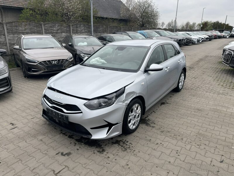 Kia Cee'd Klimatronik Parktronik Kamera 160km III (2018-)