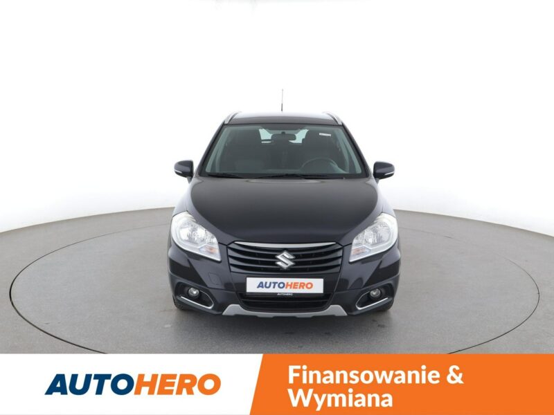 Suzuki SX4 S-Cross 4x4 klima auto grzane fotele hak multifunkcja