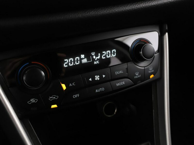 Suzuki SX4 S-Cross 4x4 klima auto grzane fotele hak multifunkcja