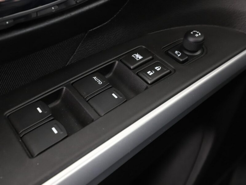 Suzuki SX4 S-Cross 4x4 klima auto grzane fotele hak multifunkcja